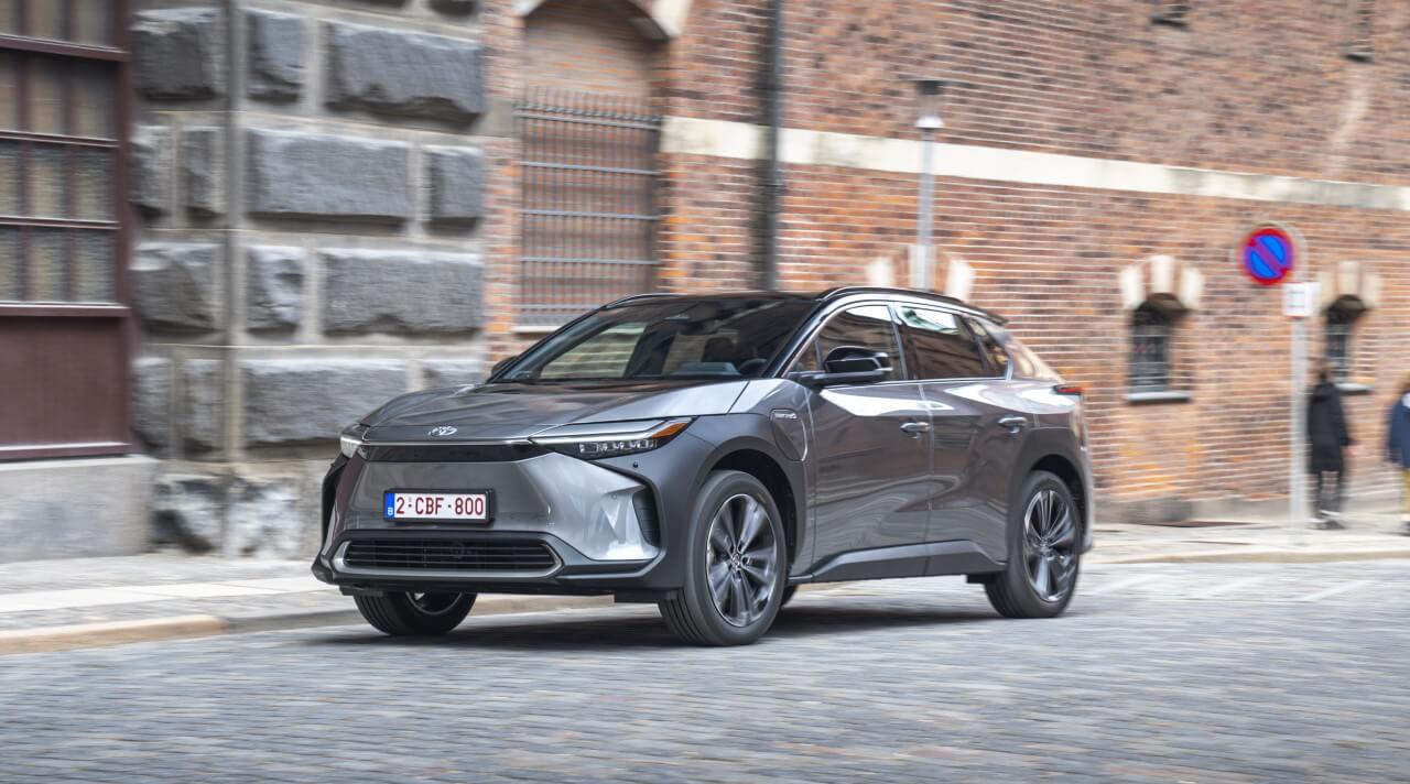 toyota-bz4x-media-64b5c32475987 Toyota BZ4x